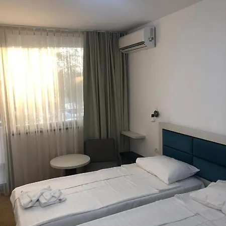 Blue Hotel